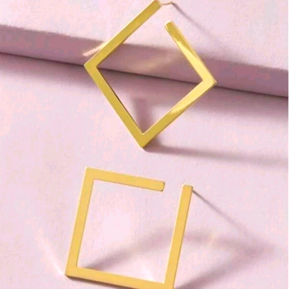 square posts